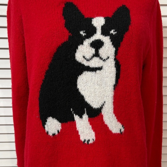 Cupcakes & Cashmere Vibrant Red Garment - Picture 6 of 6